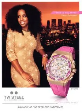 Kelly Rowland portant une TW Steel